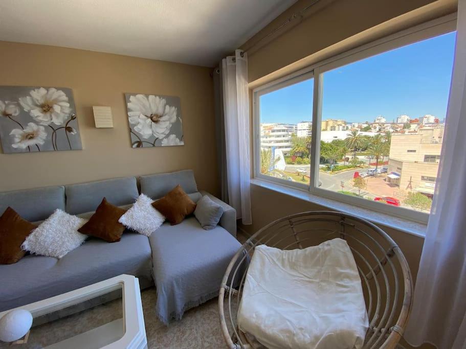 Lovely 1 Bedroom Apartment With Sea Views And Pool Estepona Extérieur photo