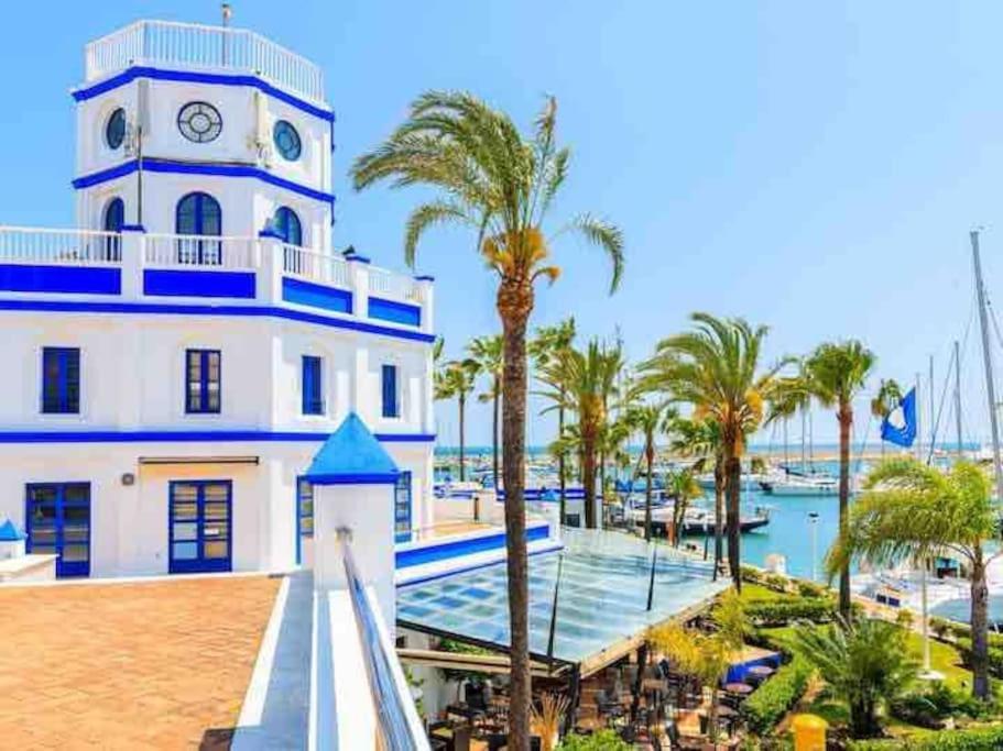 Lovely 1 Bedroom Apartment With Sea Views And Pool Estepona Extérieur photo