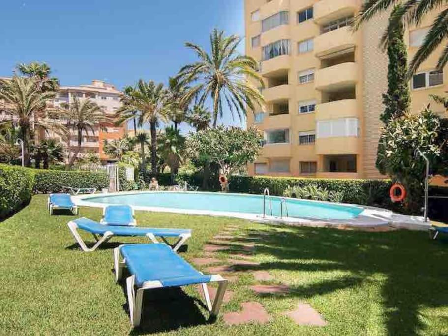Lovely 1 Bedroom Apartment With Sea Views And Pool Estepona Extérieur photo